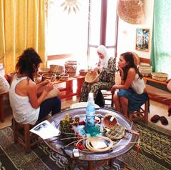 Sindyanna, Middle East